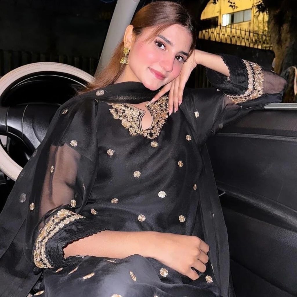 Embroidered Shafoon 3Pc Dress, Elegant Design & Wedding Wear, for Women