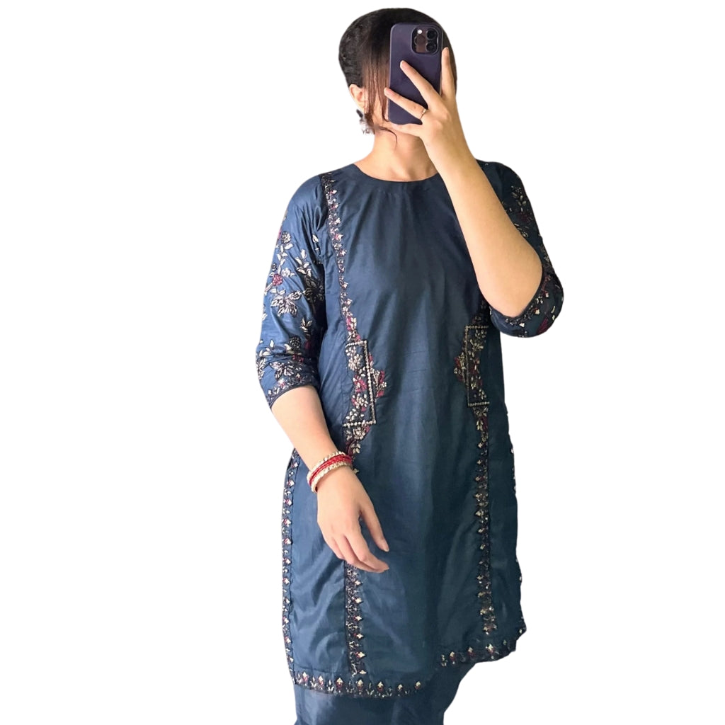 Embroidered Suit, Trendy Side Pocket Design & Premium Cotton Lawn