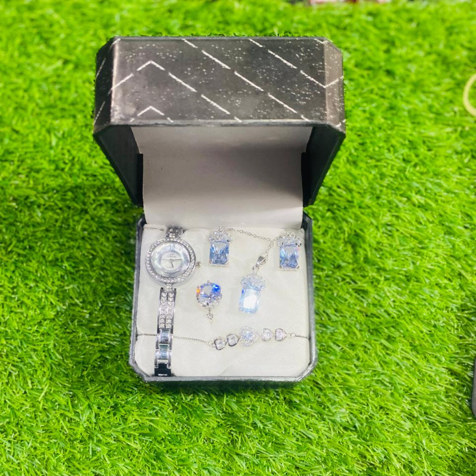 Ladies Watch Jewellery, Elegant Everyday Fashion Accessory