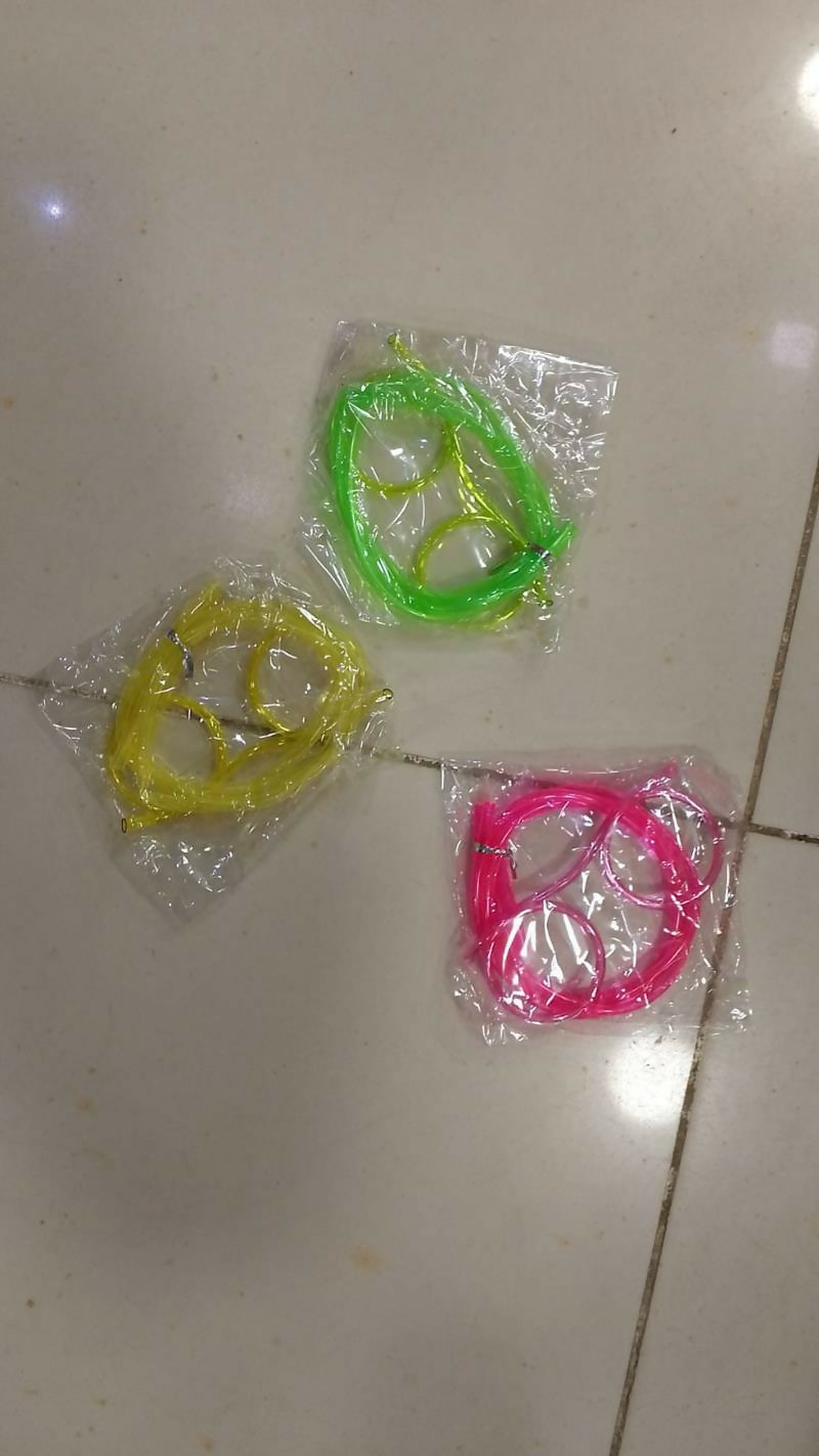 Funny Silly Straw Glasses for Kids and Adults – Creative Flexible Drinking Straw Eyeglasses Fun Party Accessory (Random Color)