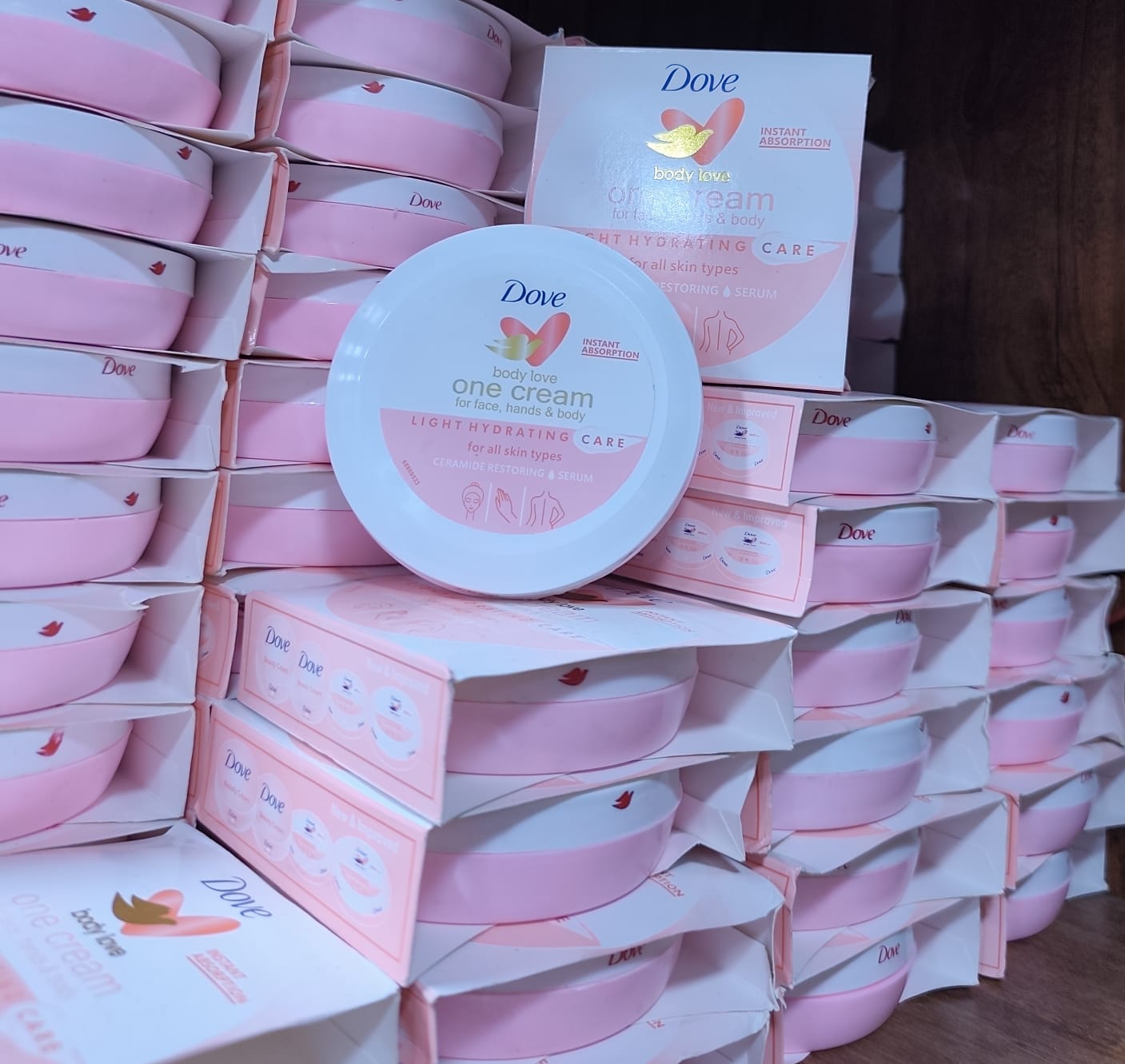 Dove Face Body Cream Providing Gentle Care Durable Quality Comfortable Use Everyday Skin Nourishment Support - 150g