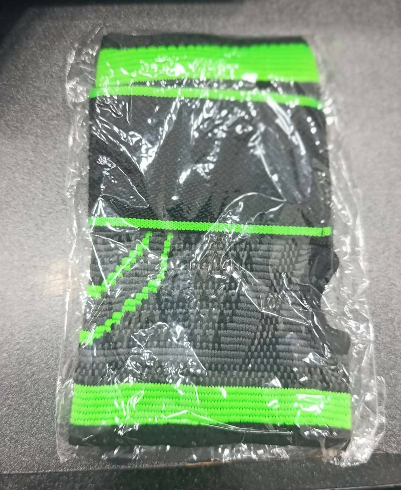Professional Wrist Support Sleeve Half Finger Wrist Band Palm Support For Sports And Daily Use