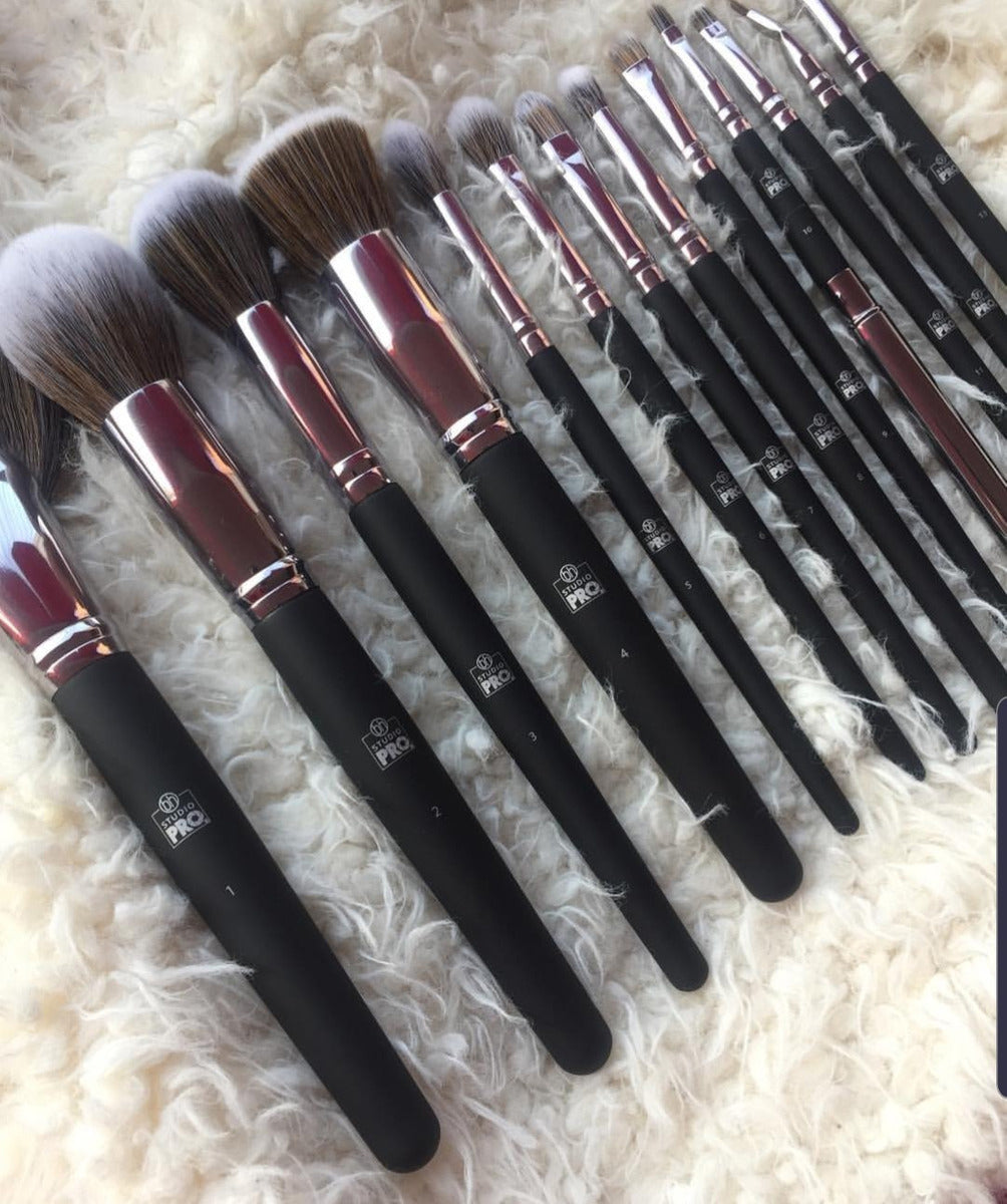 13 Pcs B.H Cosmetics Studio Pro Brush Set Beautiful essential makeup brushes