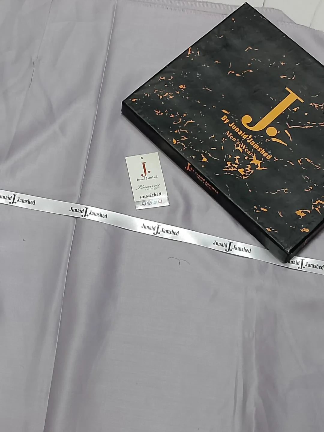 Men’s Unstitched Wash And Wear Plain Suit