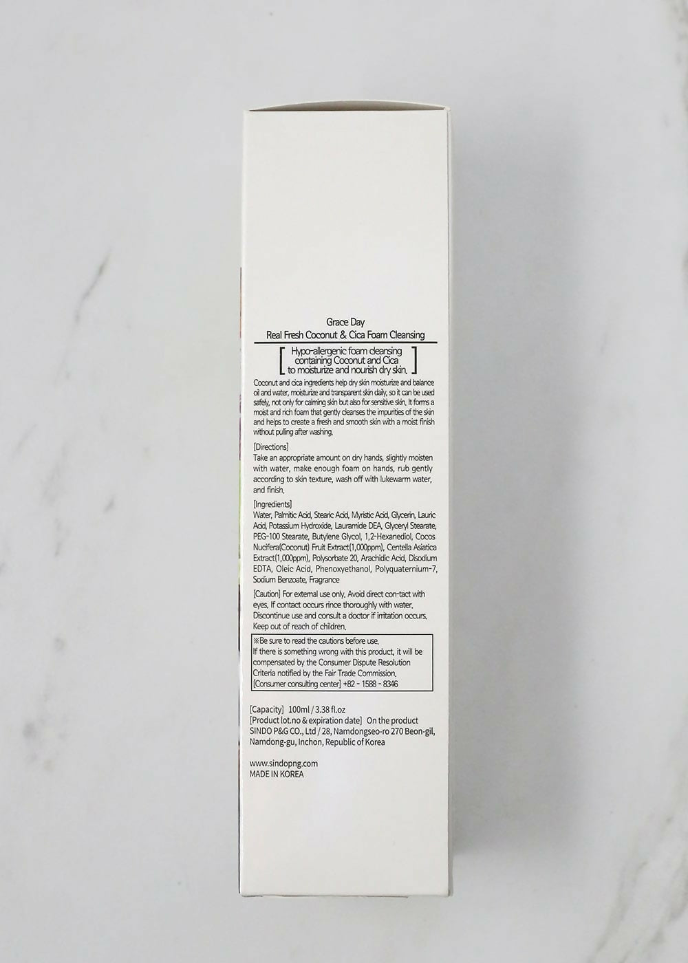 Grace Day Real Fresh Coconut And Cica Foam Cleanser