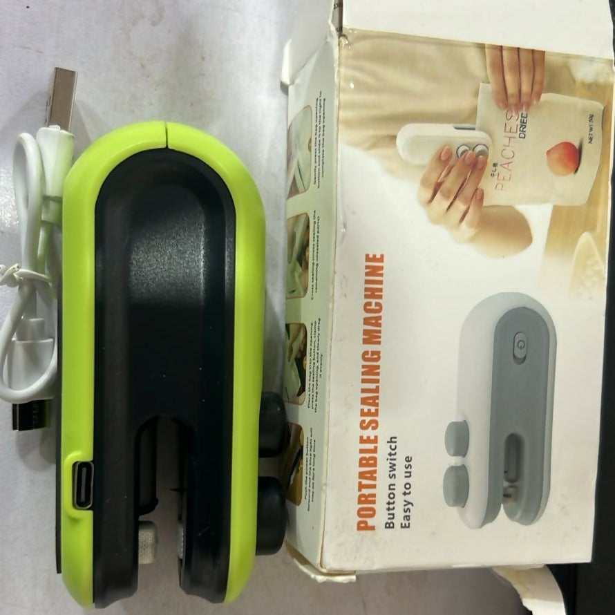 1 Pc Mini Heat Sealing Machine 2-In-1 Cutter & Sealer With USB Cable – Compact USB Rechargeable Food Bag Sealer For Snacks And Storage (Random Color)