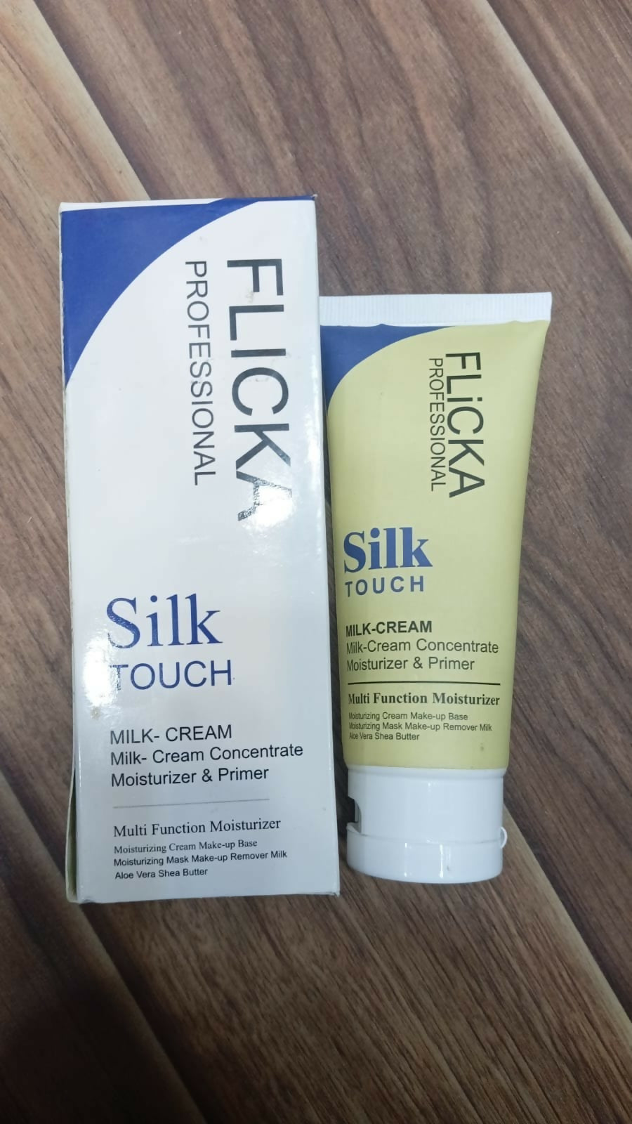 FLiCKA Silk Touch Milk Cream Moisturizer & Primer – 2-in-1 Hydrating Base | Aloe Vera & Shea Butter | Smooth, Long-Lasting Finish