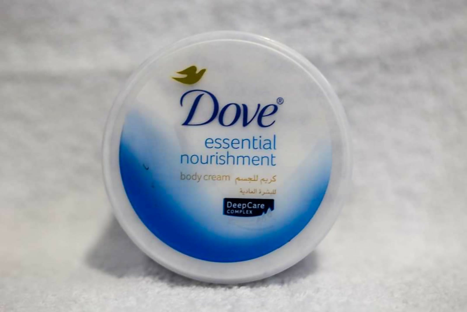 Dove Essential Nourishment Body Cream For Dry Skin, 300 ml