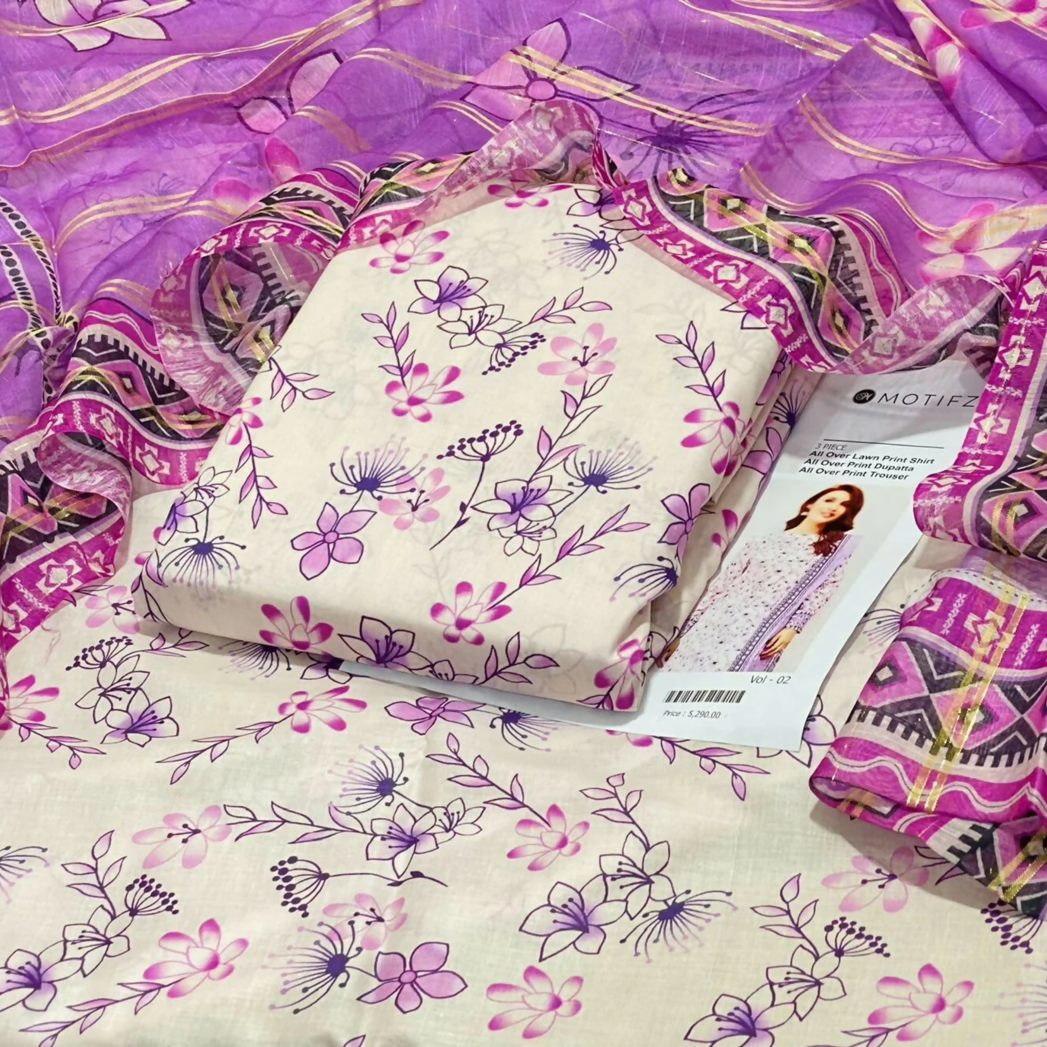 Unstitch Suit, 3 Piece, Digital Print Lawn Shirt & Trousers