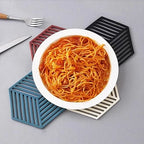 1PCS Multifunction Heat Resistant Silicone Mat Drink Cup Coasters Nonslip Pads Pot Holder Table Placemat Kitchen Accessories (random color)