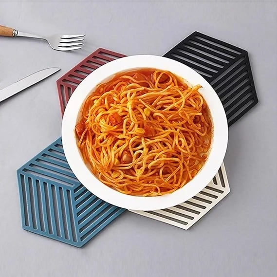 1PCS Multifunction Heat Resistant Silicone Mat Drink Cup Coasters Nonslip Pads Pot Holder Table Placemat Kitchen Accessories (random color)
