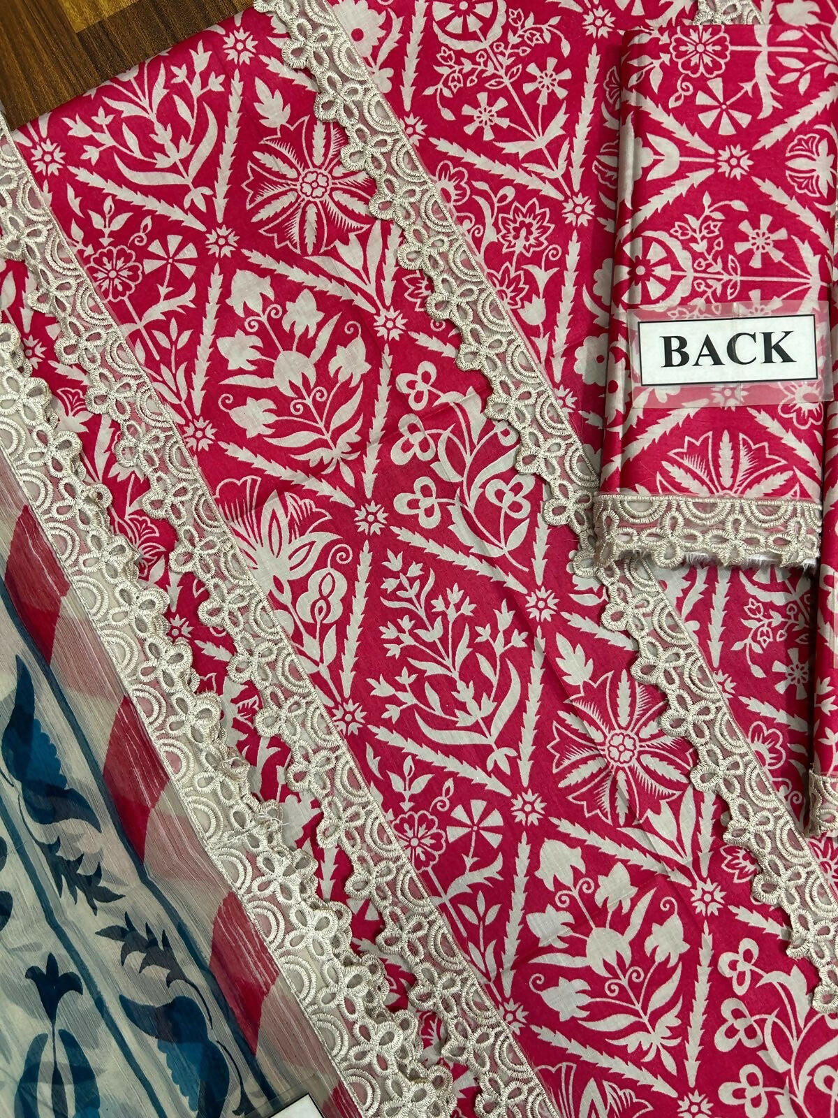 ☆Brand Name : ANEELA’S☆ ☆Fabric Details : Lawn & Chiffon☆