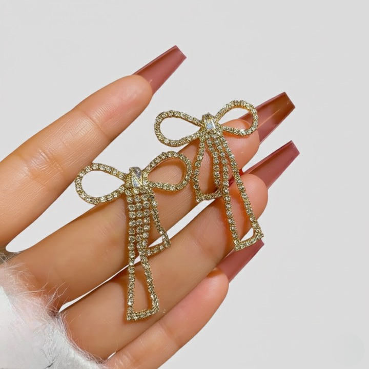 PQT-985 Earrings, Touch Of Glamour To Your Look
