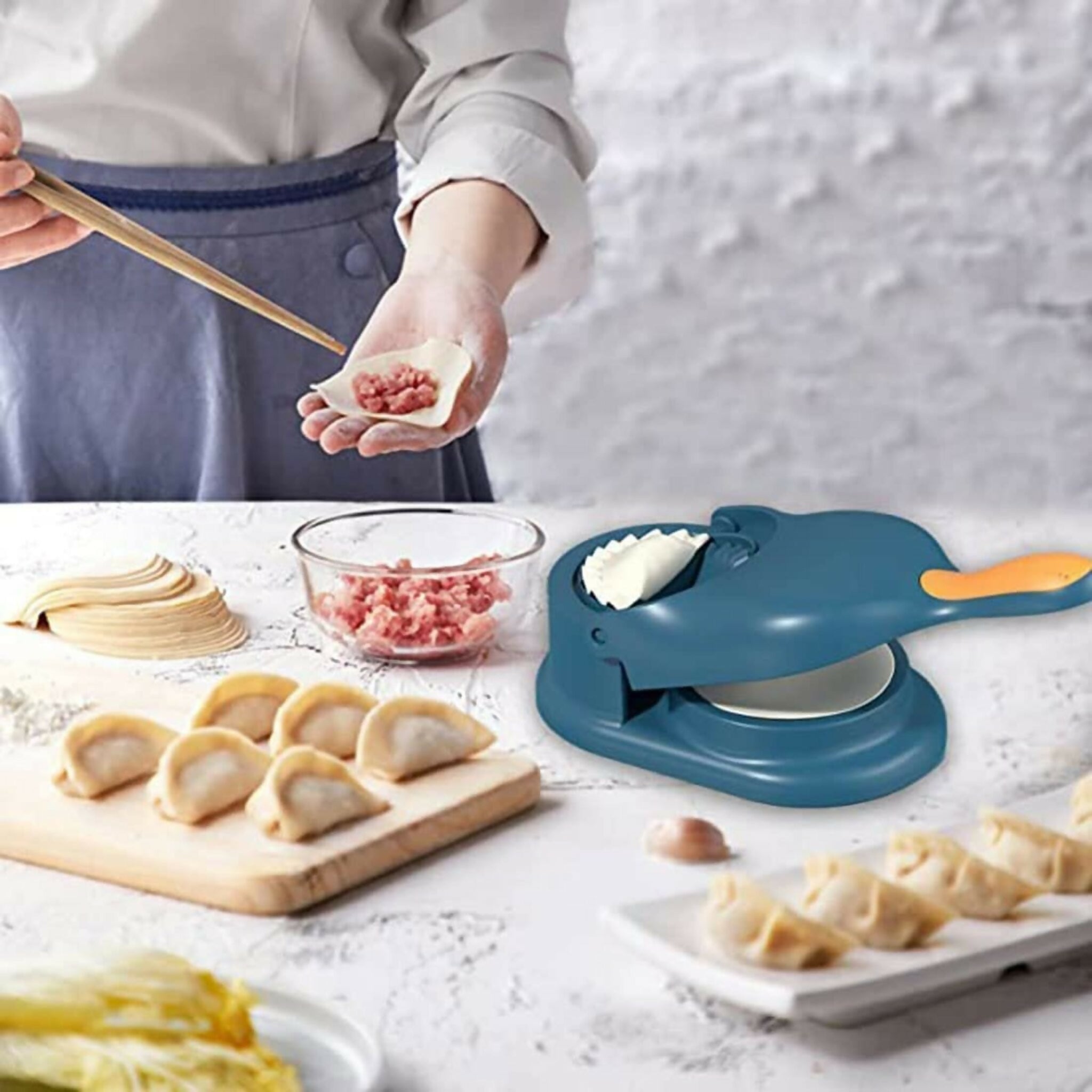 2-In-1 Manual Dumpling Maker