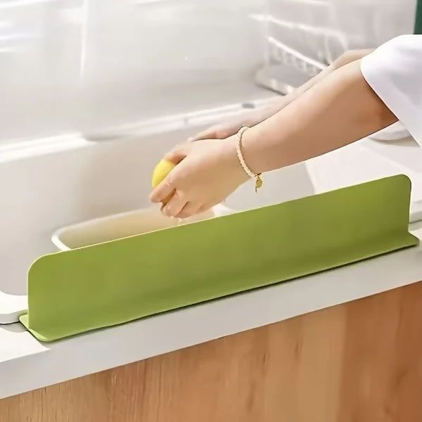 Large Size Silicone Sink Splash Guard Set | Non-Slip Water Barrier with Strong Suction Cups for Kitchen & Bathroom Use