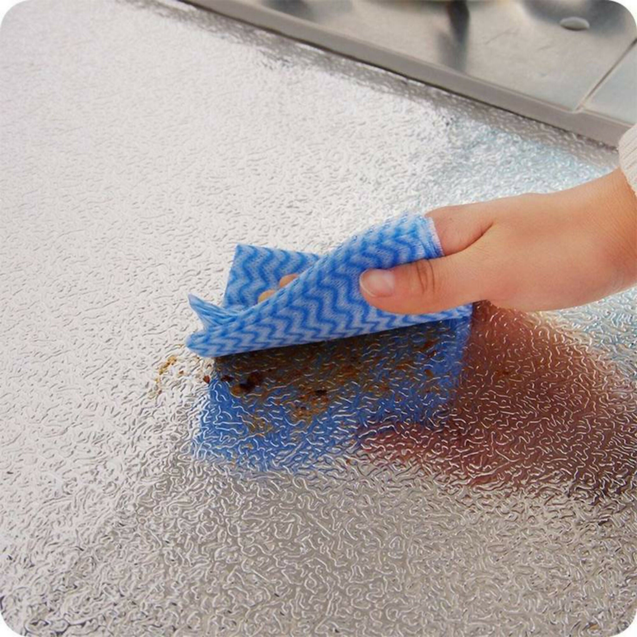 Self-Adhesive Kitchen Oil-Proof Sticker Roll | Waterproof Aluminium Foil Wallpaper 45×150cm