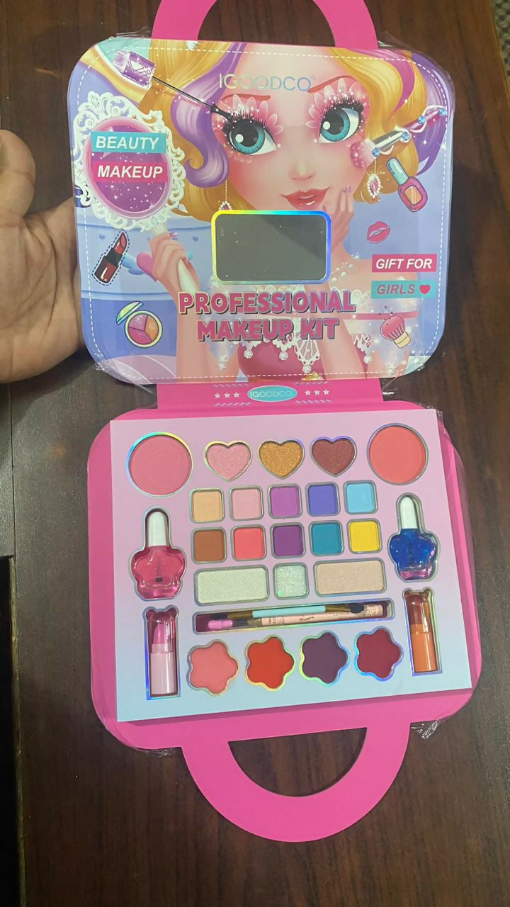 Kids Beauty Magic Makeup Set | Fashion & Beauty Cosmetic Kit for Girls | Safe & Fun Play Makeup