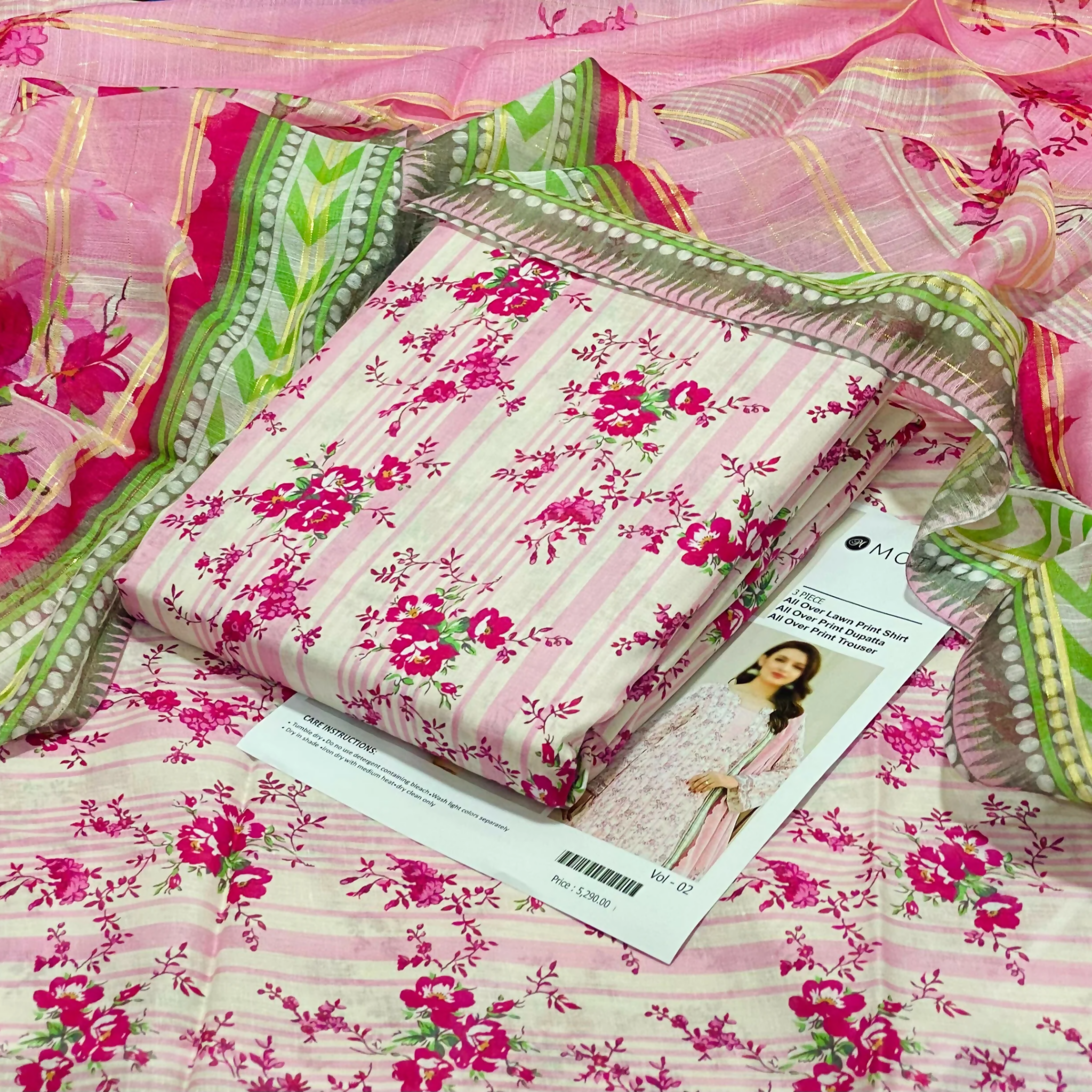 Unstitch Suit, 3 Piece, Digital Print Lawn Shirt & Trousers