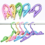 1 Pc foldable traveling hanger (random color)