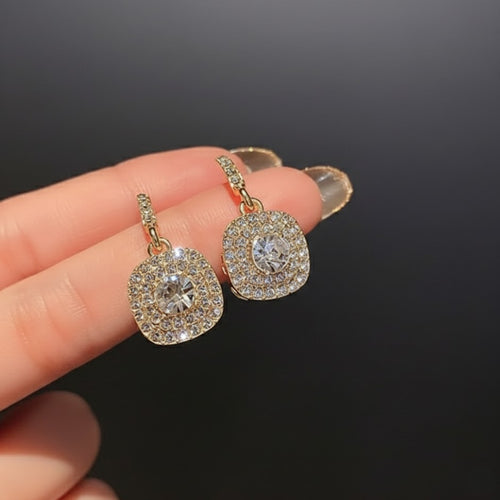 PJT-990 beautifull Sparkling Korean Zircon Earrings, Chic Timeless Design