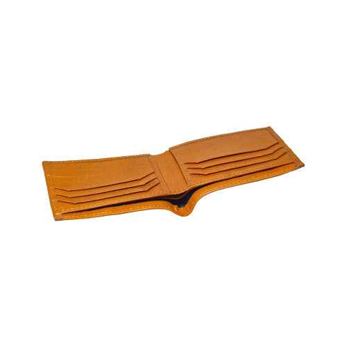 Flat lay of Monno tan leather wallet – minimalist wallet for men with premium look