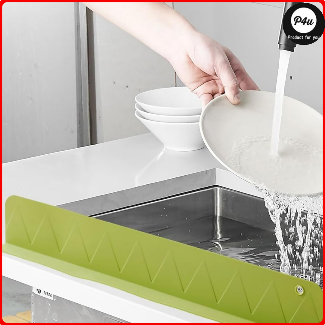 Durable Green Splash Guard Kitchen Sink Guard That Can Be Placed Behind the Sink