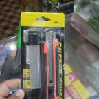 All Purpose Cutter Knife With 5 Extra Blades Paper Plastic And Wood Cutting Tool 18mm Steel Blade Rubber Grip