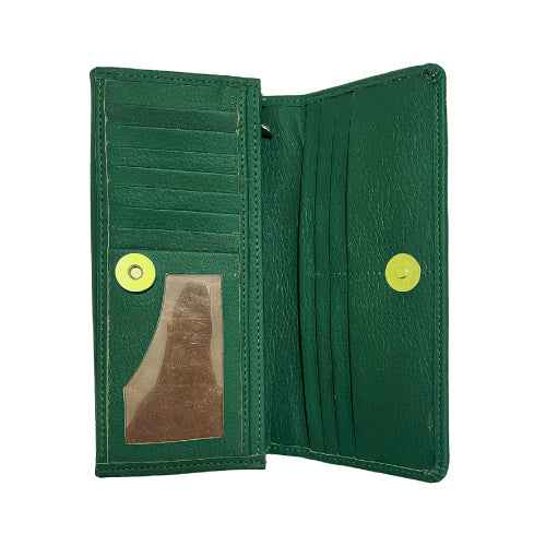 Flat lay of Aluna green ladies wallet – trendy clutch with snap closure
