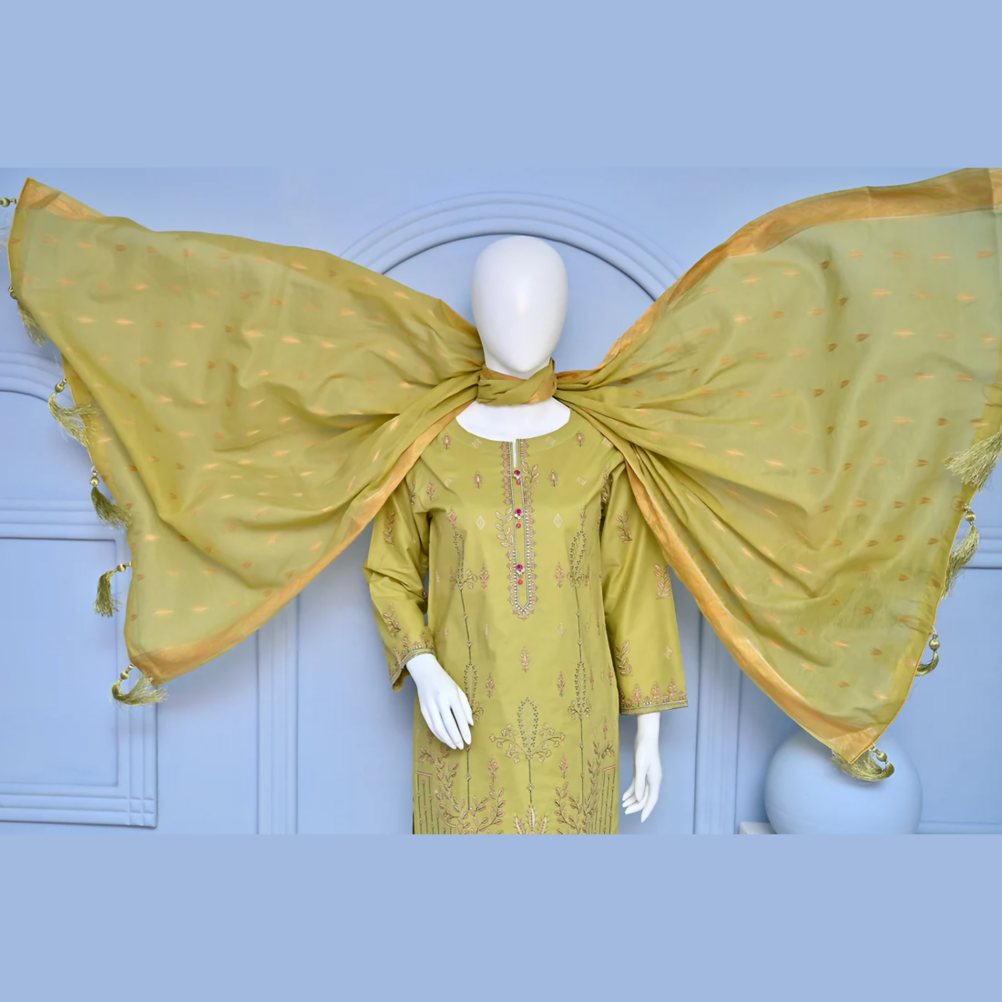 Stitched Suit, Luxury Lawn 3 Piece Suit & Pret Embroidered, for Women