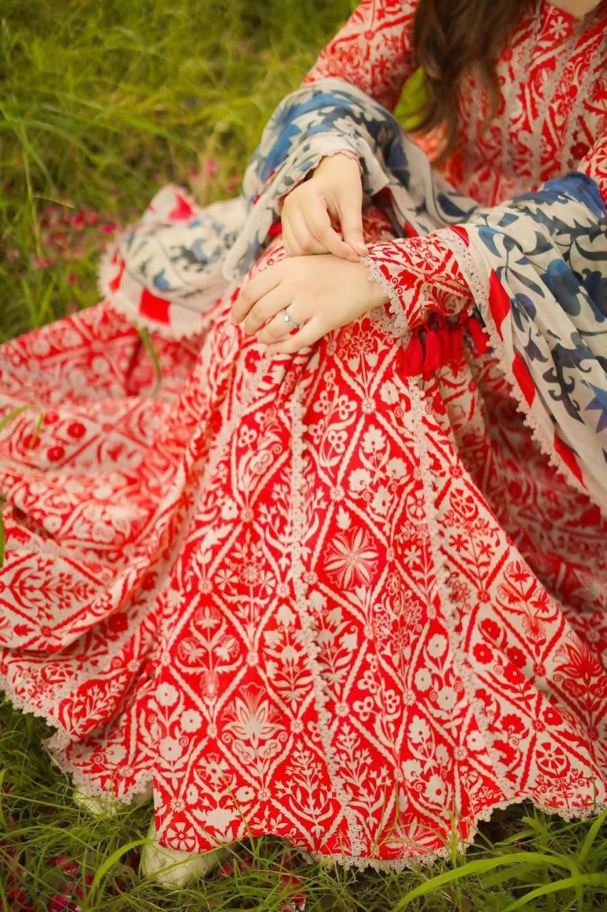 ☆Brand Name : ANEELA’S☆ ☆Fabric Details : Lawn & Chiffon☆