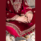 Velvet & Kundan Zari Mehndi Outfit