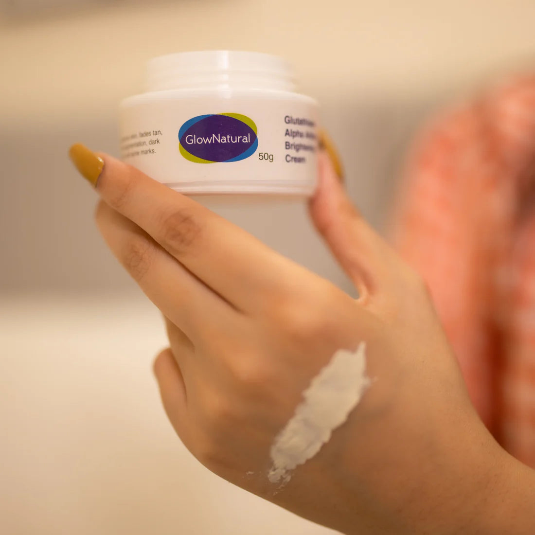 Glow Natural Glutathione & Alpha Arbutin Skin Brightening Cream