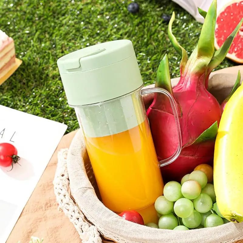 Mini Juicer Blender, Portable, USB Rechargeable, with Straw Cup 320ml