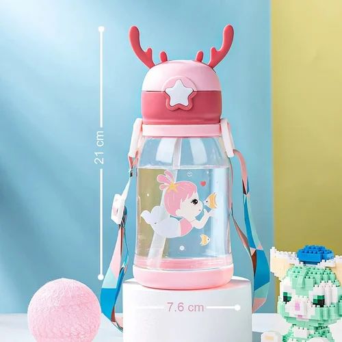 Water Bottle, Durable Thorn-Shaped Design, Adorable Reindeer