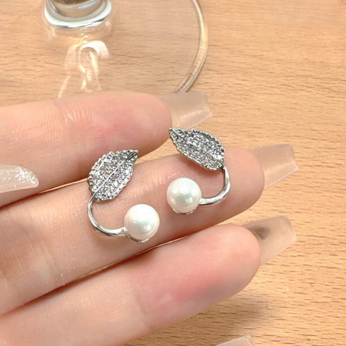 Earings, Beautiful Korean Leaf Pearl, for Women
