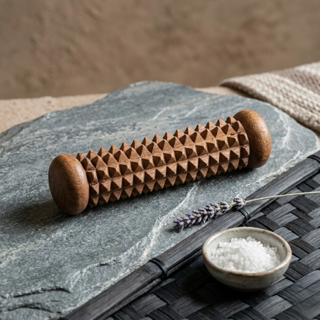 Wooden hand massager