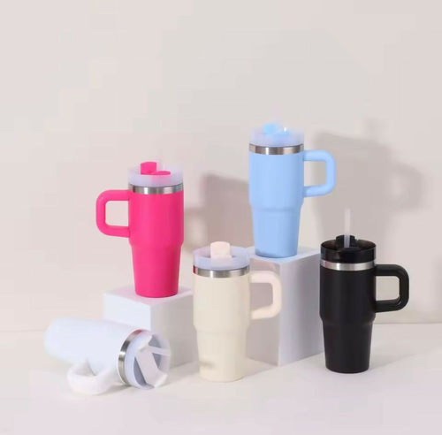 Mini Insulated Tumbler with Handle – Stainless Steel Travel Mug with Straw Lid (Hot & Cold) (480ml)