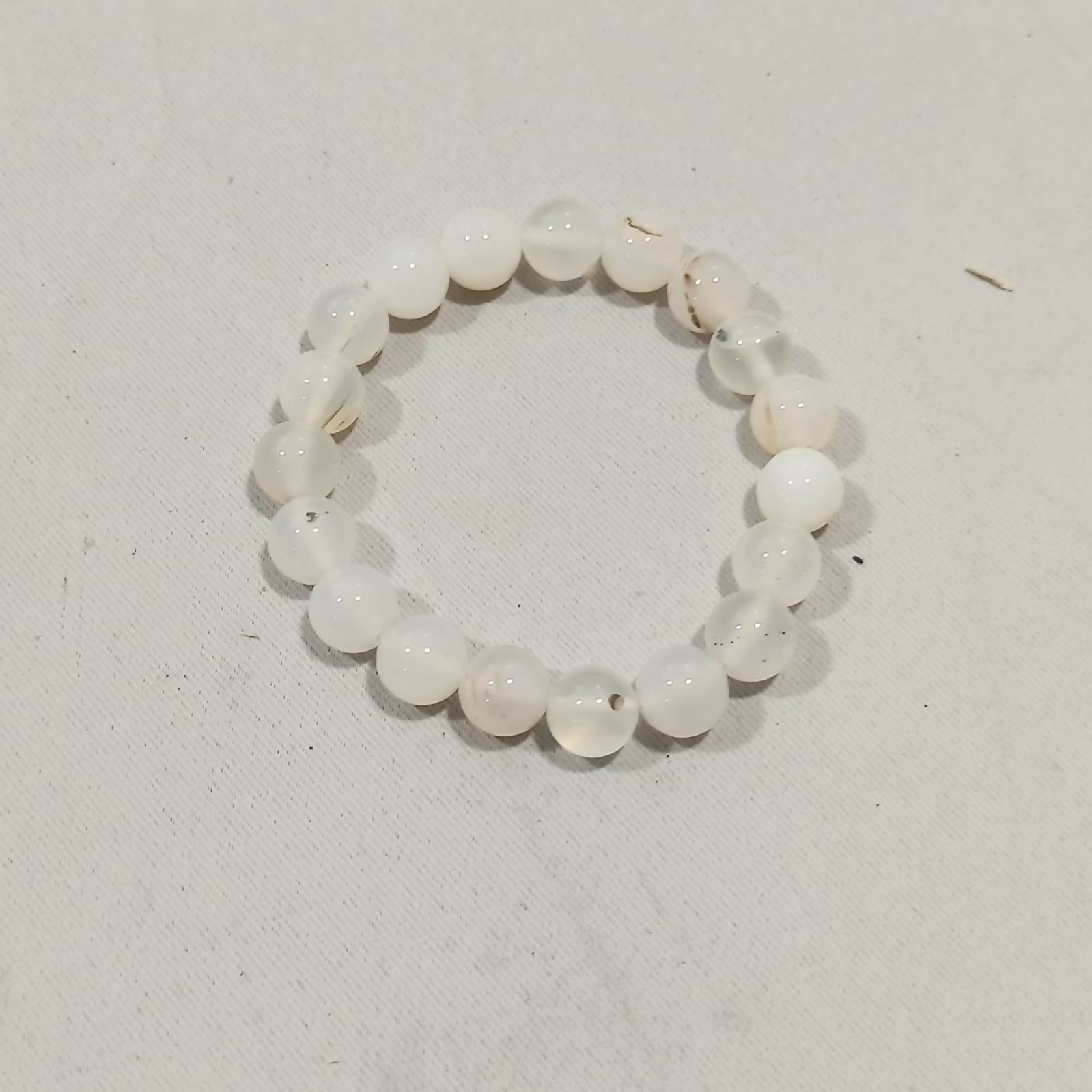 Natural Milky White Aqeeq Stone Bracelet - Genuine Gemstone Beaded Wristband Elegant Handcrafted Jewelry For Men And Women Fashion Accessory - Adjustable