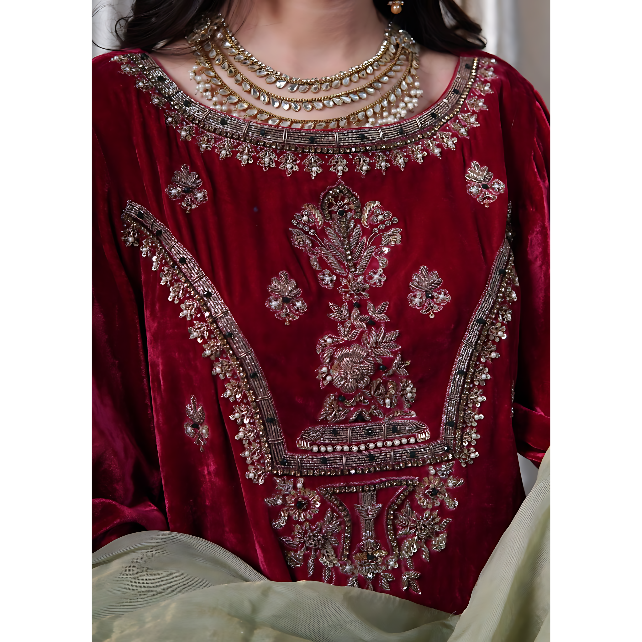 Velvet & Kundan Zari Mehndi Outfit