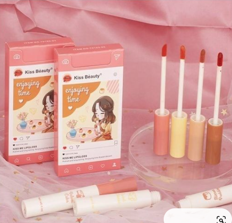Lip Gloss, Waterproof Matte Kiss Beauty, Soft Smooth Finish, 4 Shades