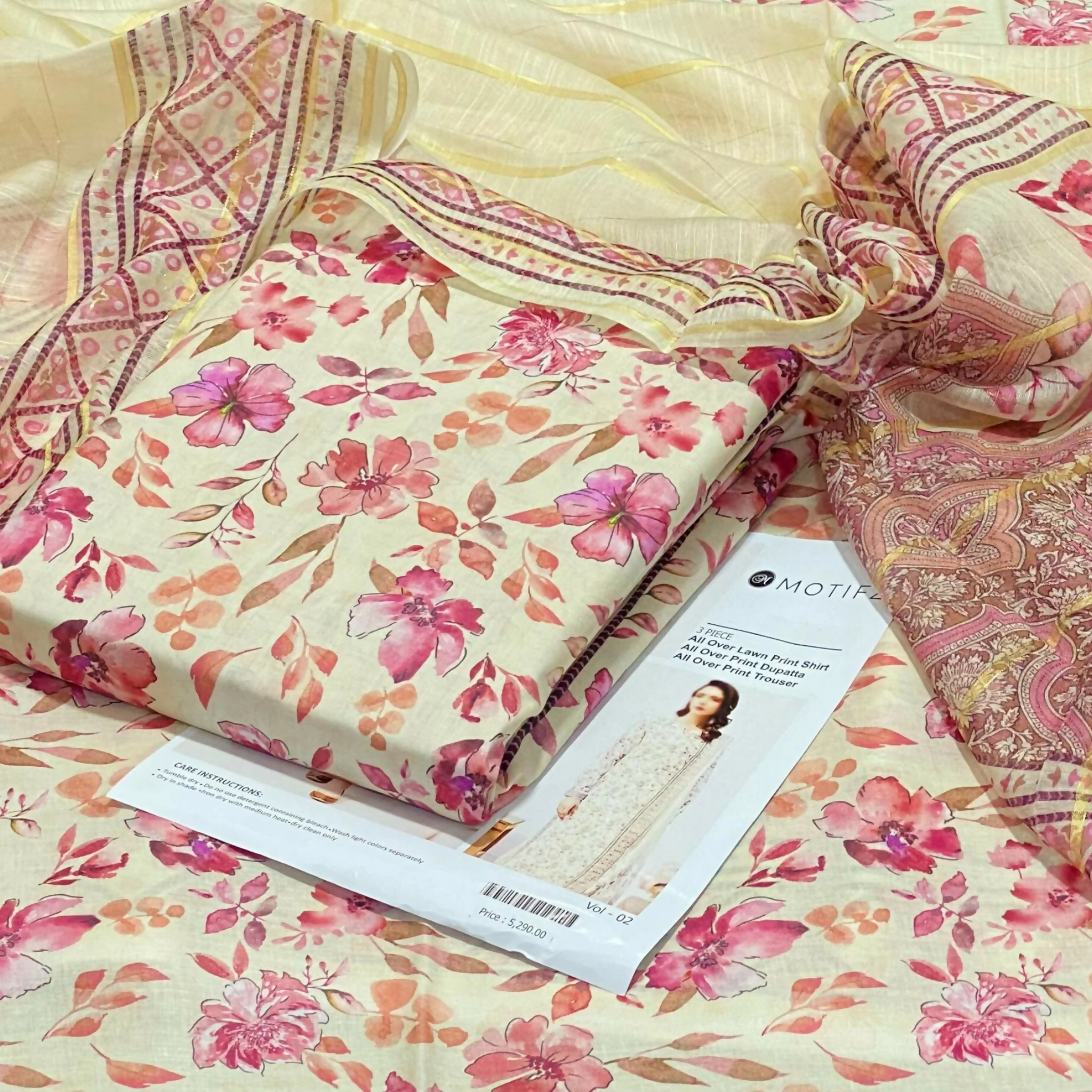 Unstitch Suit, 3 Piece, Digital Print Lawn Shirt & Trousers
