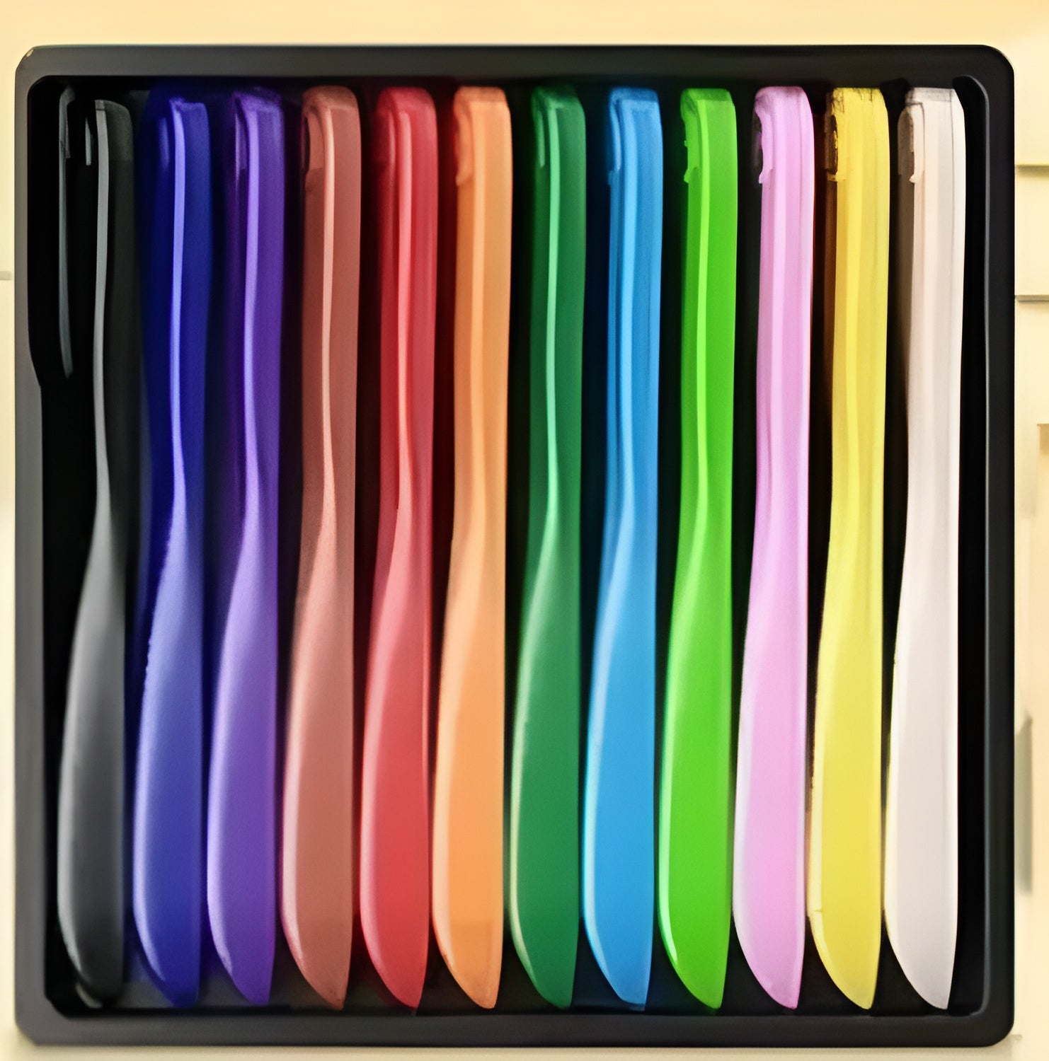 Color, Plastic Crayons Triangular Grip Set for Kids