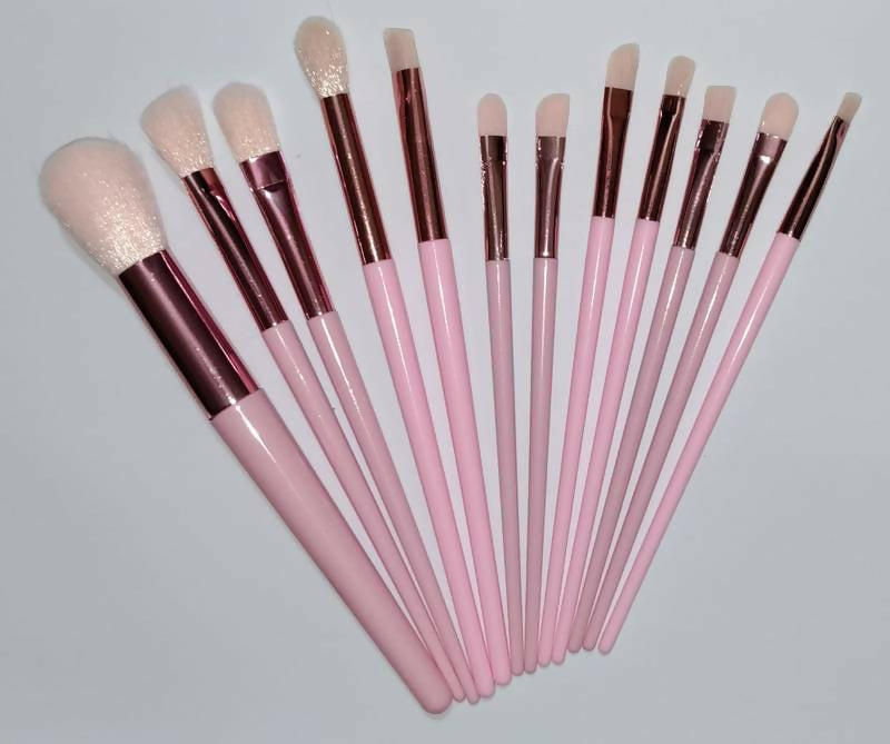13 Pieces Soft Fluffy Makeup Brush Set – Cosmetics Brush Set – Makeup Brush Kit – Blush and Powder Brushes – Makeup Brushes for Foundation – Pink Color – Without Box