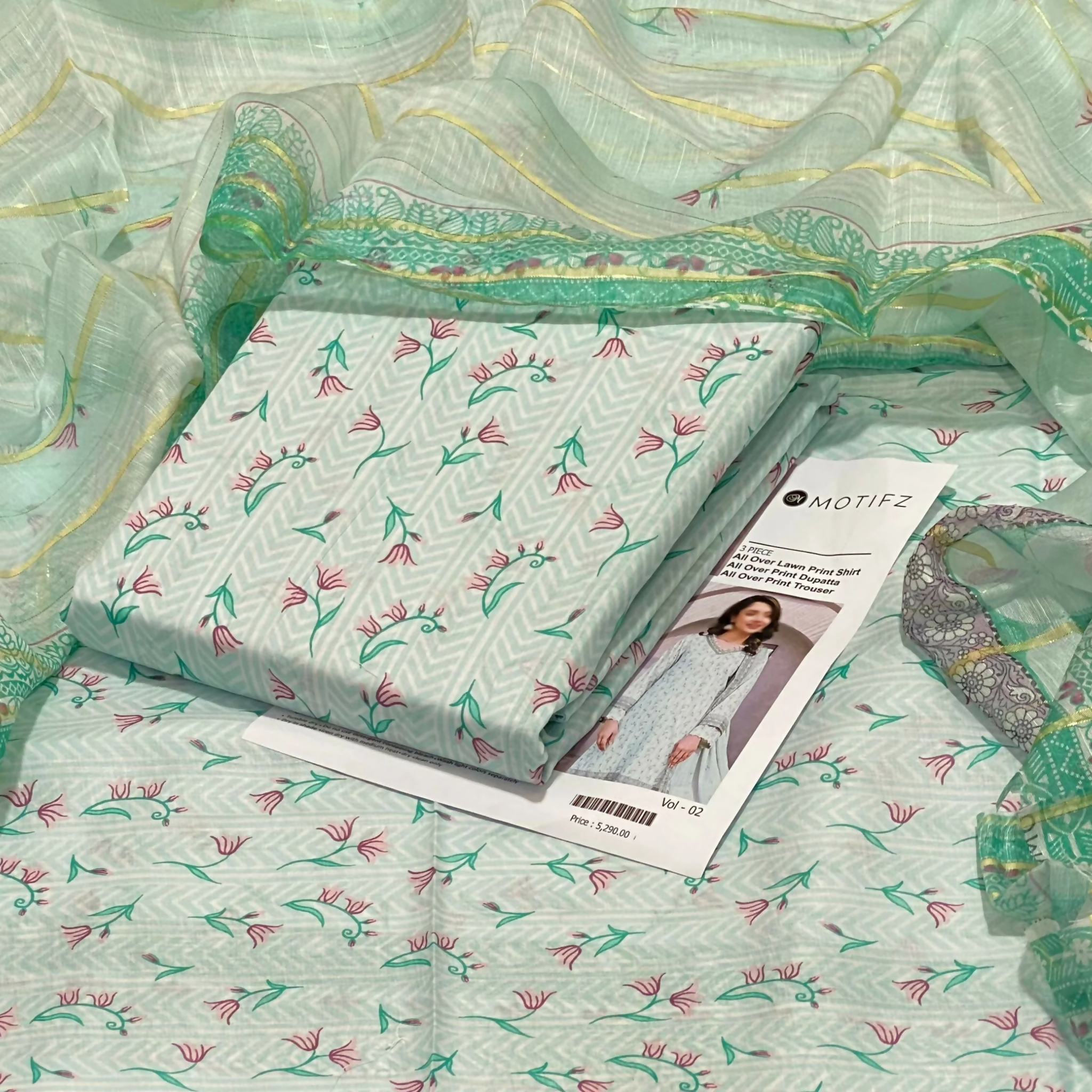 Unstitch Suit, 3 Piece, Digital Print Lawn Shirt & Trousers