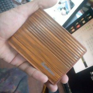 Fuerdanni Luxury Classic Bifold Wallet – Elegant Textured Synthetic Leather Wallet for Men (Brown)