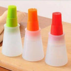 Portable Silicone Oil Bottle with Brush | Grill Oil Brushes for Kitchen Baking BBQ Tool Kitchen Tools for BBQ (Random color)