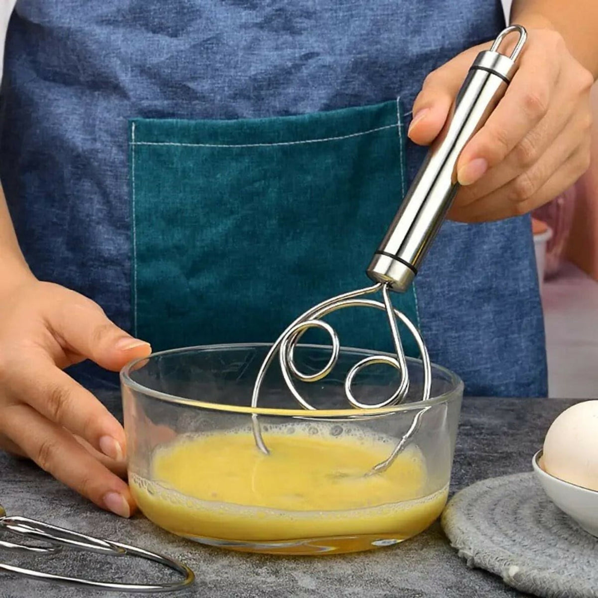 Manual Non Stick Steel Flour Cream Mixer Beater