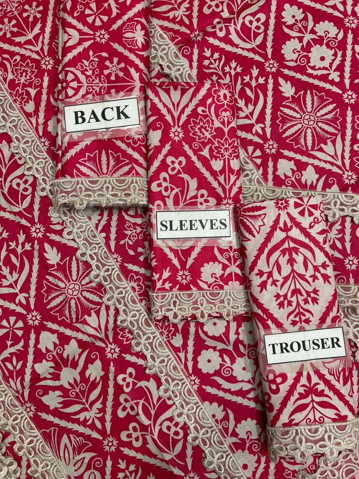 ☆Brand Name : ANEELA’S☆ ☆Fabric Details : Lawn & Chiffon☆
