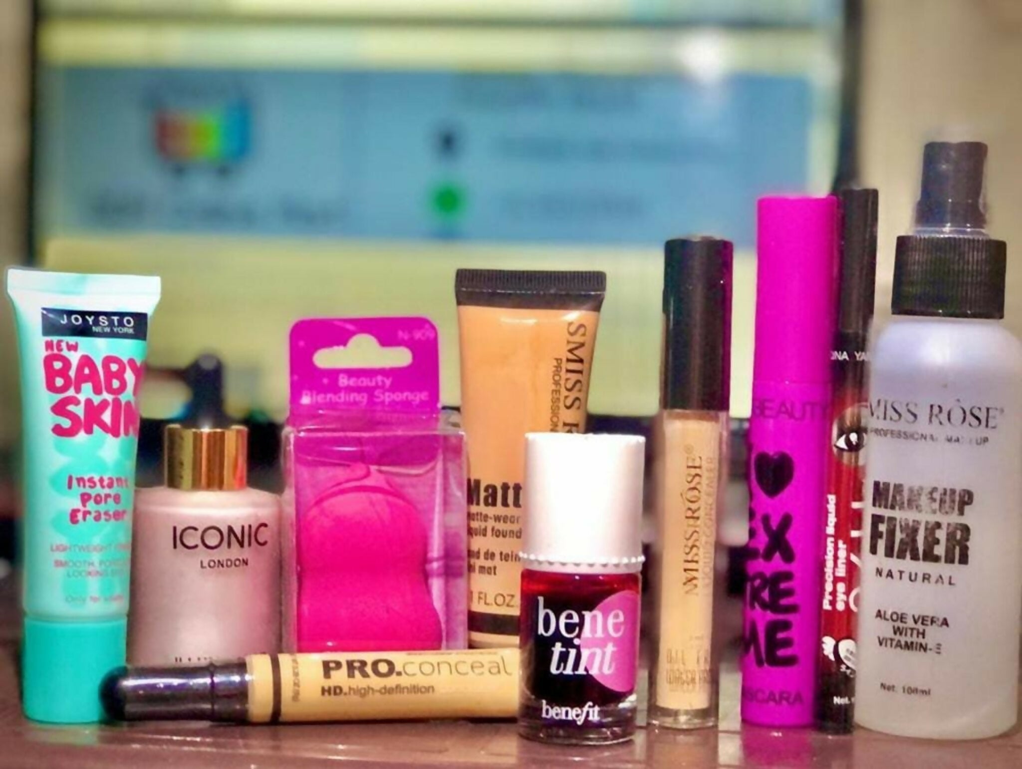 0 in 1 PROFESSIONAL Makeup Deal