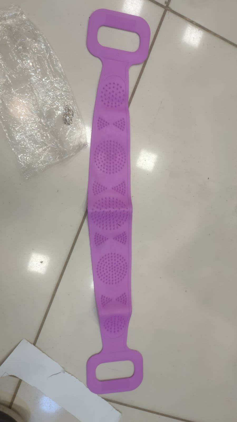 Silicone Back Scrubber Strap | Soft Exfoliating Body Wash Belt for Bath & Shower (Random Color)